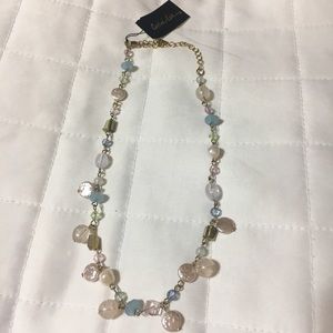 *NWT* Cookie Lee shell necklace